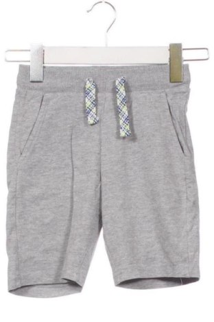 Παιδικό κοντό παντελόνι Unbranded, Μέγεθος 4-5y/ 110-116 εκ., Χρώμα Πολύχρωμο, Τιμή 5,91 €, #137209949