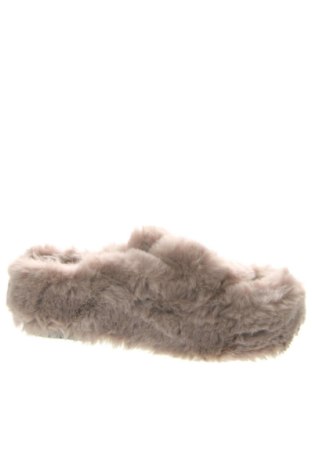 Papucs Unbranded, Méret 38, Szín Bézs, Ár 5 674 Ft, #137192712