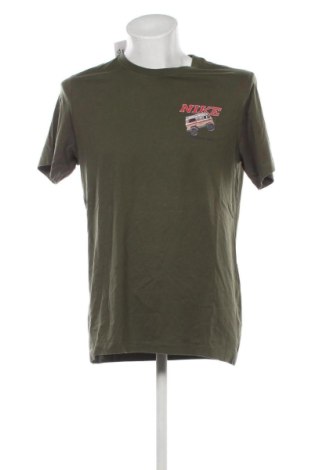 Ανδρικό t-shirt Nike, Μέγεθος L, Χρώμα Πράσινο, Τιμή 21,00 €, #137178666