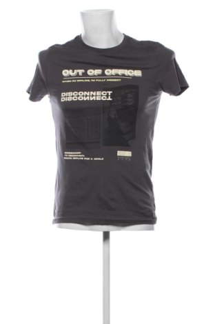 Ανδρικό t-shirt Unbranded, Μέγεθος S, Χρώμα Γκρί, Τιμή 9,72 €, #137239452