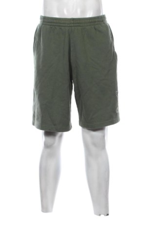 Мъжки къс панталон Adidas, Размер L, Цвят Зелен, Цена 21,00 €, #137183195