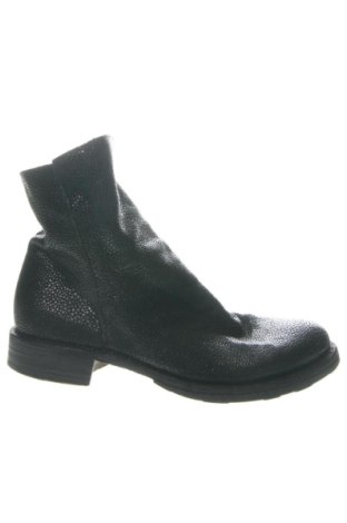 Férfi cipők
 Fiorentini+Baker, Méret 39, Szín Fekete, Ár 30 496 Ft, #137046994