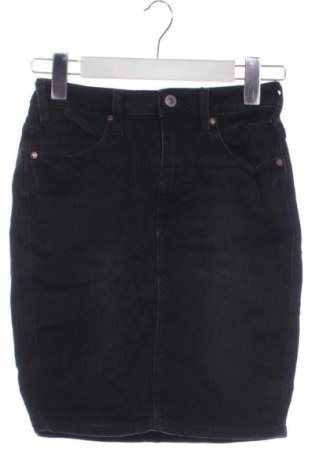 Пола Pull&Bear, Размер XXS, Цвят Черен, Цена 10,00 €, #137126354