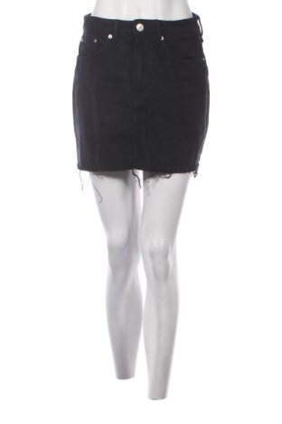 Пола Zara, Размер S, Цвят Черен, Цена 10,22 €, #137183052
