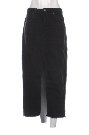 Φούστα Sinsay, Μέγεθος M, Χρώμα Μαύρο, Τιμή 11,00 €, #137235073