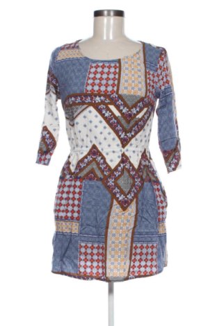 Рокля H&M, Размер S, Цвят Многоцветен, Цена 7,56 €, #137171809