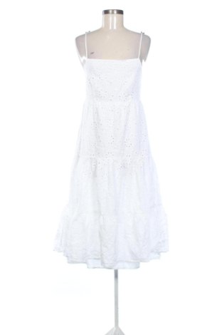 Rochie Stradivarius, Mărime M, Culoare Alb, Preț 73,49 Lei, #137173055