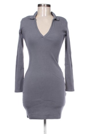 Rochie Zara, Mărime M, Culoare Gri, Preț 57,00 Lei, #137175320
