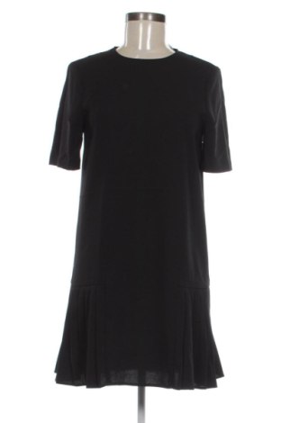 Рокля Zara, Размер XS, Цвят Черен, Цена 14,63 €, #137178079
