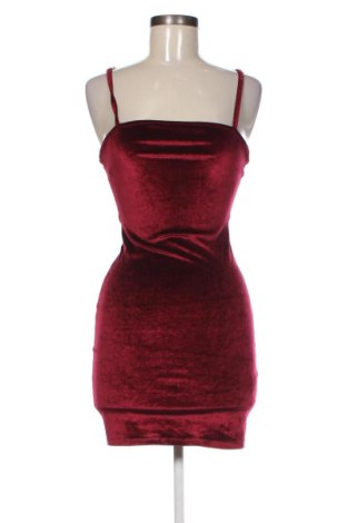 Šaty  Pull&Bear, Veľkosť XS, Farba Červená, Cena  11,95 €, #137181232