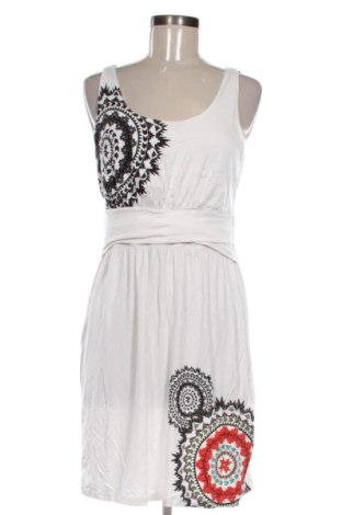 Rochie Desigual, Mărime M, Culoare Alb, Preț 272,95 Lei, #137185204