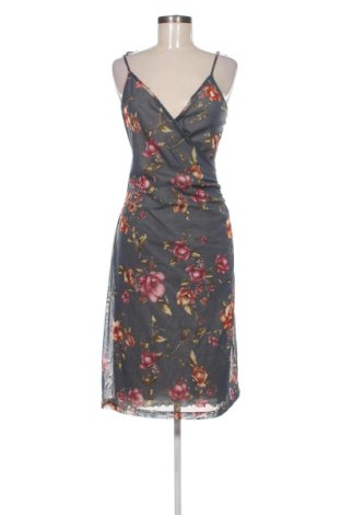 Kleid VILA, Größe M, Farbe Mehrfarbig, Preis 11,00 €, #137187862