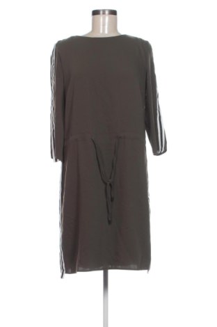 Rochie Explosion, Mărime M, Culoare Verde, Preț 83,99 Lei, #137191472