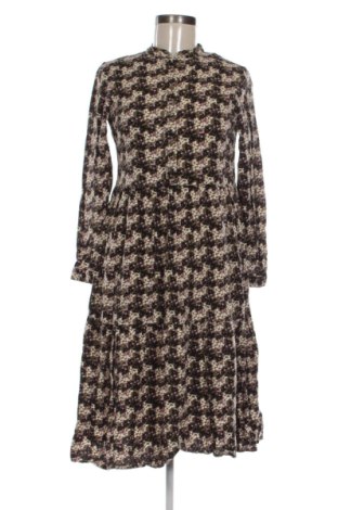 Sukienka Vero Moda, Rozmiar M, Kolor Kolorowy, Cena 42,34 zł, #137191631