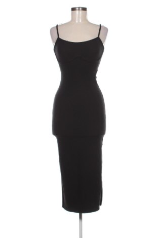 Φόρεμα Bershka, Μέγεθος S, Χρώμα Μαύρο, Τιμή 16,00 €, #137194011