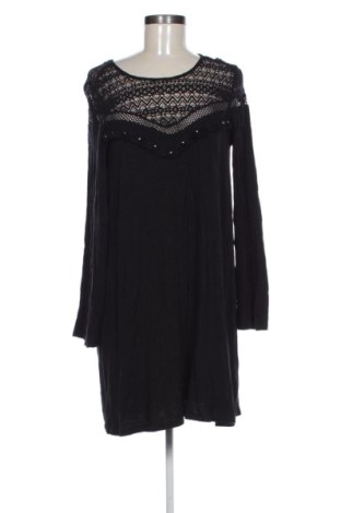 Рокля Bershka, Размер M, Цвят Черен, Цена 10,10 €, #137200092
