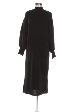 Rochie Trendyol, Mărime M, Culoare Negru, Preț 70,67 Lei, #137204131