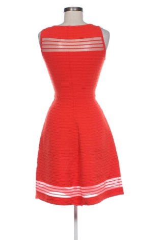 Šaty  French Connection, Velikost XS, Barva Červená, Cena  291,00 Kč, #137219613