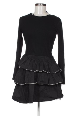 Rochie Zara, Mărime M, Culoare Negru, Preț 47,24 Lei, #137226517