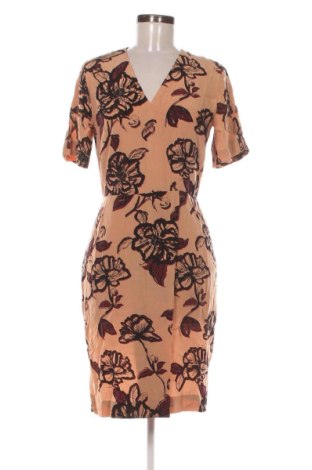Rochie In Wear, Mărime M, Culoare Multicolor, Preț 113,81 Lei, #137234219