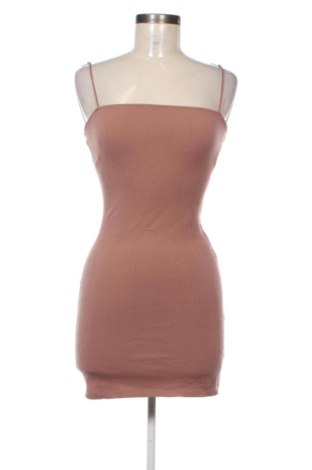Рокля Bershka, Размер S, Цвят Пепел от рози, Цена 16,00 €, #137234411