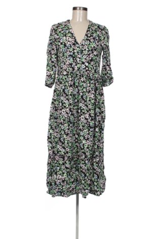 Sukienka Ever.me by Takko Fashion, Rozmiar M, Kolor Kolorowy, Cena 58,99 zł, #137179798
