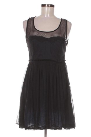 Рокля Zara, Размер XS, Цвят Черен, Цена 15,00 €, #137213554