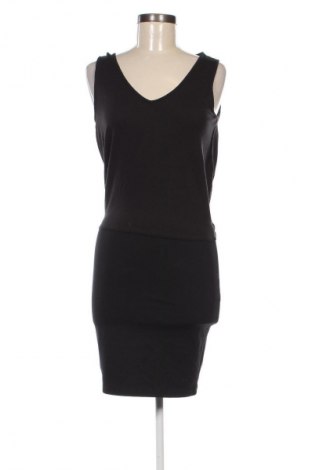 Рокля Vero Moda, Размер S, Цвят Черен, Цена 2,04 €