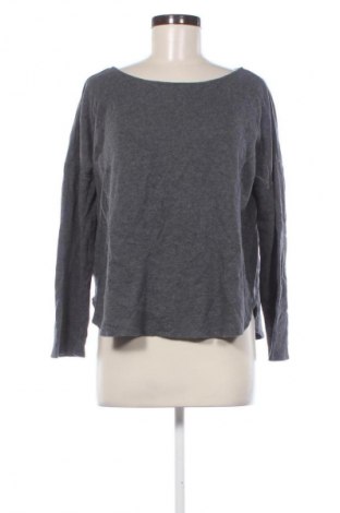 Dámská halenka Juvia, Velikost S, Barva Šedá, Cena  539,00 Kč