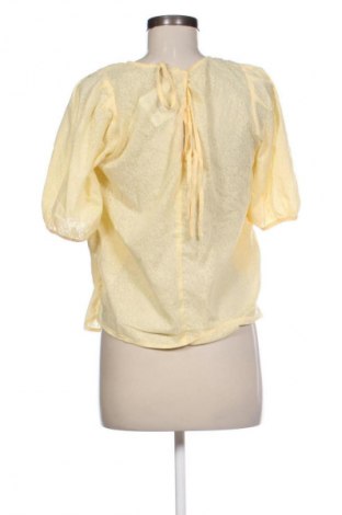 Γυναικεία μπλούζα Orsay, Μέγεθος M, Χρώμα Κίτρινο, Τιμή 1,99 €