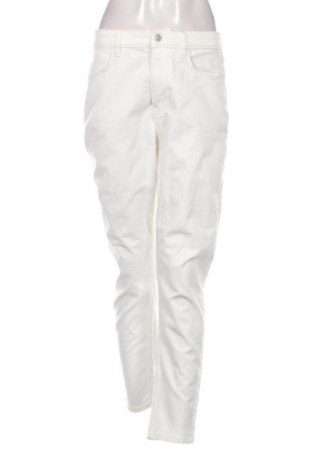 Damen Jeans Esprit, Größe L, Farbe Weiß, Preis 6,99 €