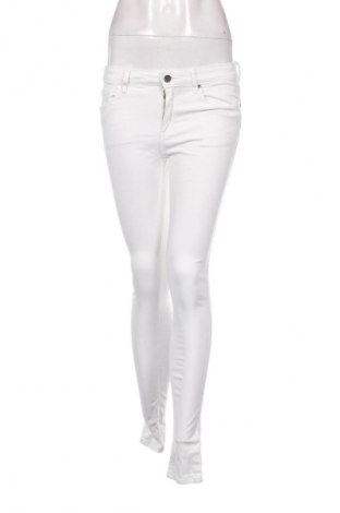 Női farmernadrág Mango, Méret M, Szín Fehér, Ár 1 839 Ft