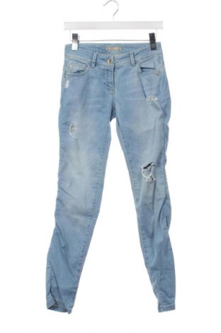 Blugi de femei Patrizia Pepe, Mărime S, Culoare Albastru, Preț 122,99 Lei