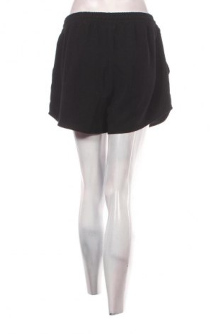 Női rövidnadrág ONLY, Méret L, Szín Fekete, Ár 1 299 Ft