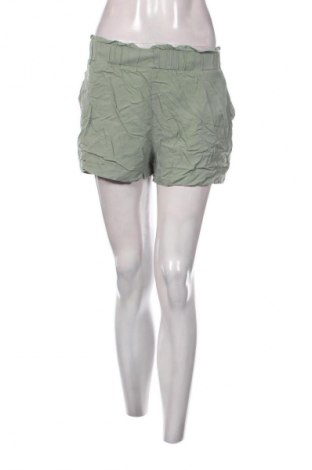 Дамски къс панталон Primark, Размер S, Цвят Зелен, Цена 2,55 €