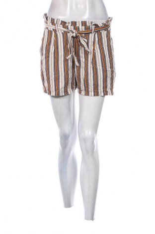 Damen Shorts Pull&Bear, Größe S, Farbe Mehrfarbig, Preis € 3,99