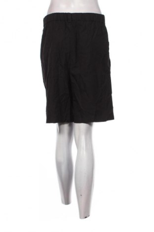 Дамски къс панталон SHEIN, Размер M, Цвят Черен, Цена 2,55 €