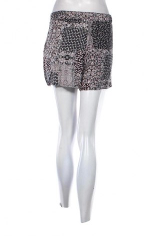 Damen Shorts Takko Fashion, Größe M, Farbe Mehrfarbig, Preis € 2,99