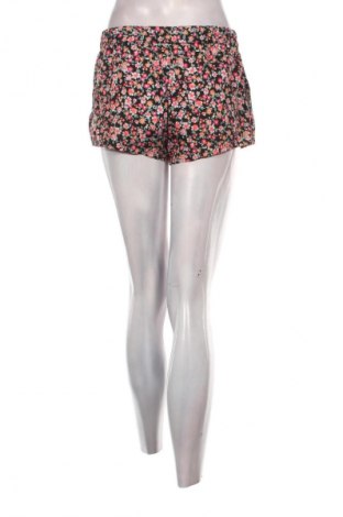 Дамски къс панталон Terranova, Размер S, Цвят Многоцветен, Цена 2,55 €