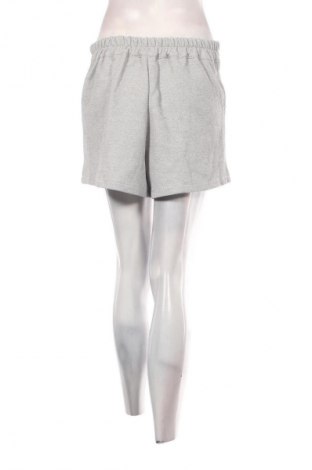 Дамски къс панталон Unbranded, Размер M, Цвят Сив, Цена 2,04 €