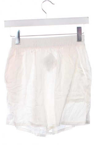 Дамски къс панталон Unbranded, Размер XXS, Цвят Бял, Цена 2,04 €