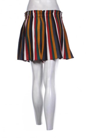 Дамски къс панталон Unbranded, Размер S, Цвят Многоцветен, Цена 2,55 €