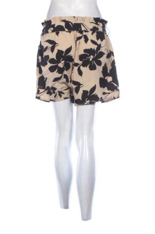 Дамски къс панталон Unbranded, Размер M, Цвят Многоцветен, Цена 2,55 €
