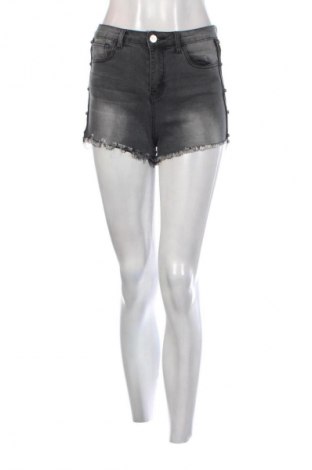 Дамски къс панталон Unbranded, Размер M, Цвят Сив, Цена 3,06 €