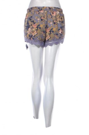 Дамски къс панталон Xhilaration, Размер S, Цвят Многоцветен, Цена 2,04 €