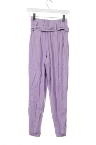 Γυναικείο παντελόνι Bershka, Μέγεθος XS, Χρώμα Βιολετί, Τιμή 8,99 €