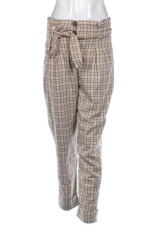 Női nadrág Bershka, Méret M, Szín Sokszínű, Ár 4 799 Ft