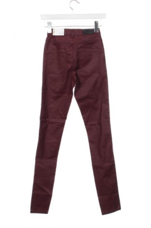Дамски панталон ONLY, Размер XXS, Цвят Червен, Цена 4,09 €