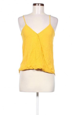 Top de femei Bershka, Mărime M, Culoare Galben, Preț 7,99 Lei