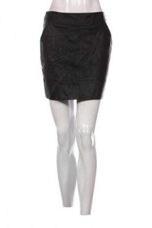 Кожена пола ONLY, Размер S, Цвят Черен, Цена 2,04 €